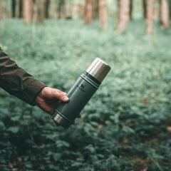 Stanley Legendary Klasik Vakumlu Paslanmaz Çelik Termos 0.47 LT(16 OZ) - Hammertone Green