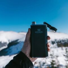 Stanley Klasik Paslanmaz Çelik Cep Matarası 0,23 Lt - Matte Black Pebble