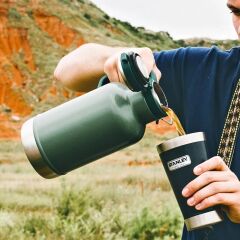 Stanley Klasik Vakumlu Termos 1.9 Lt - Hammertone Green