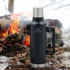 Stanley Klasik Vakumlu Paslanmaz Çelik Termos 1.9 LT - Matte Black Pebble