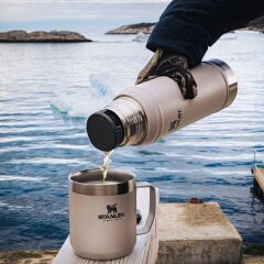 The Legendary Camp Mug Kapaklı Termos Bardak 0.35L  12oz - Ash