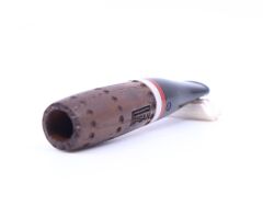 Pipsan Toscanello  Backwoods Nokta İşlemeli Ağızlık Kahverengi - Beyaz/Kırmızı Şeritli