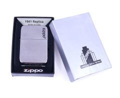 Zippo 1941 Vintage Çakmak Siyah Logo